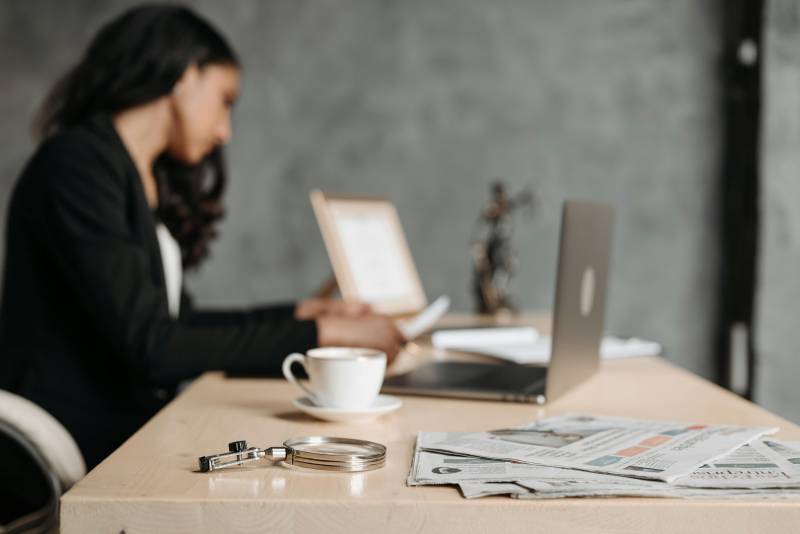 Avocat specialisée en droit des contrats a Nice